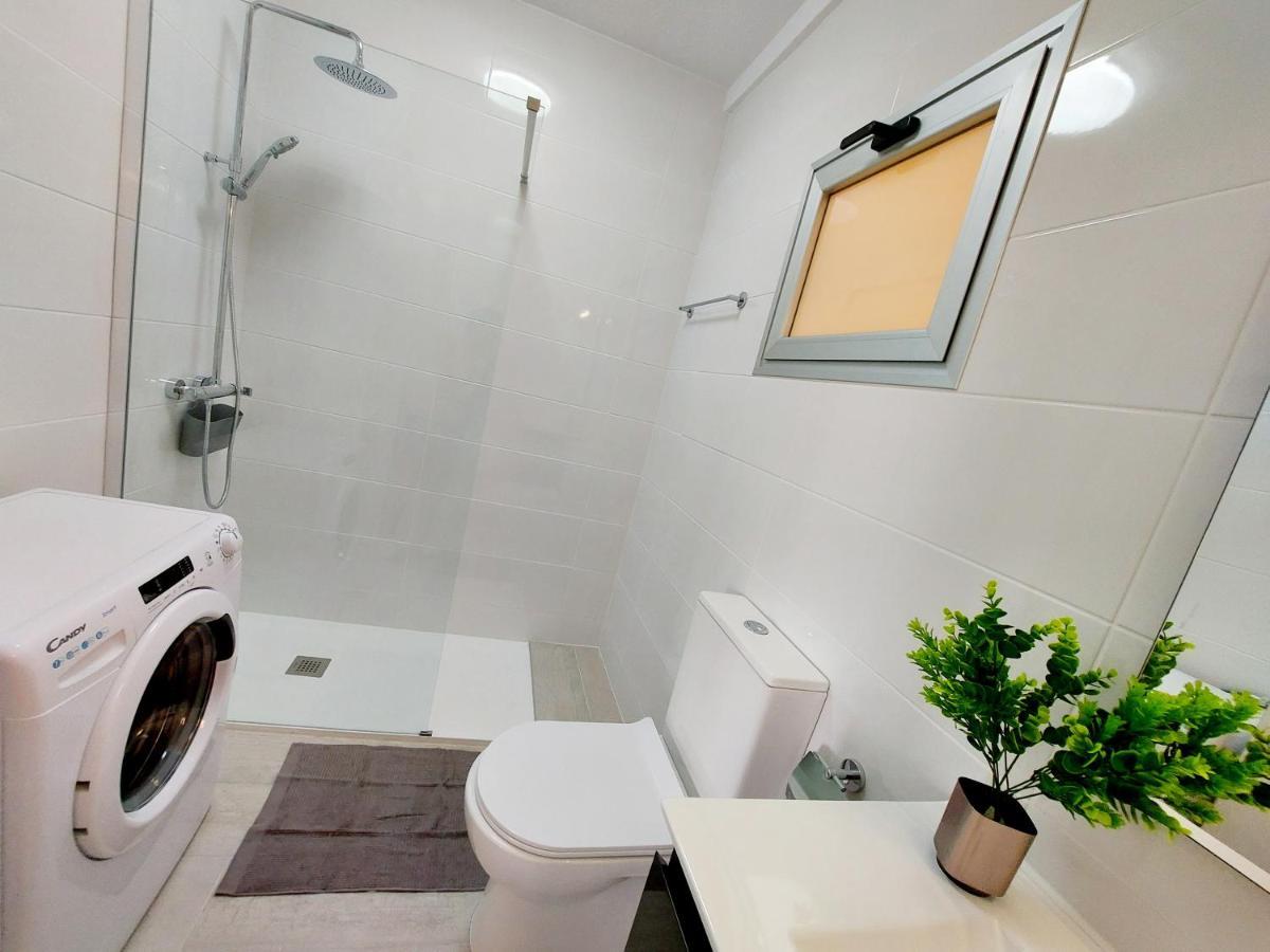 Sunny Cozy Nice Apartment Loscristianos Wifi,Pool Los Cristianos  Esterno foto